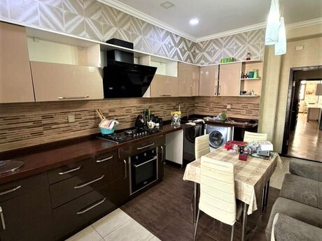 3 otaqlı yeni tikili - Həzi Aslanov m. - 135 m²