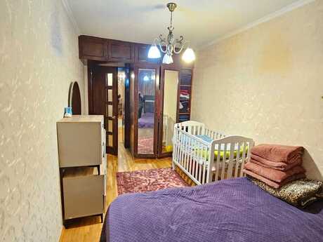 3 otaqlı köhnə tikili - Elmlər Akademiyası m. - 75 m²