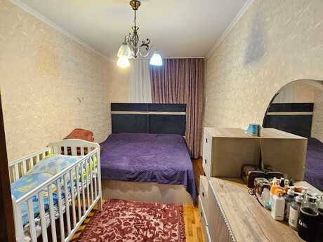 3 otaqlı köhnə tikili - Elmlər Akademiyası m. - 75 m²