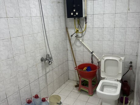 2 otaqlı köhnə tikili - 28 May m. - 80 m²
