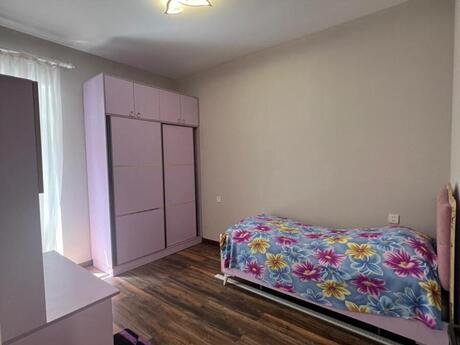 4 otaqlı həyət evi/bağ evi - Binə q. - 90 m²