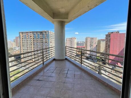 5 otaqlı ofis - 28 May m. - 250 m²