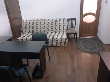 4 otaqlı köhnə tikili - Nizami m. - 78 m²