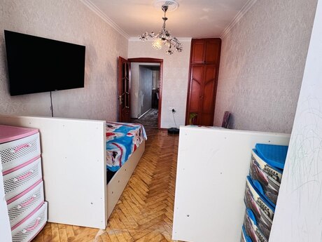 3 otaqlı köhnə tikili - Qara Qarayev m. - 85 m²