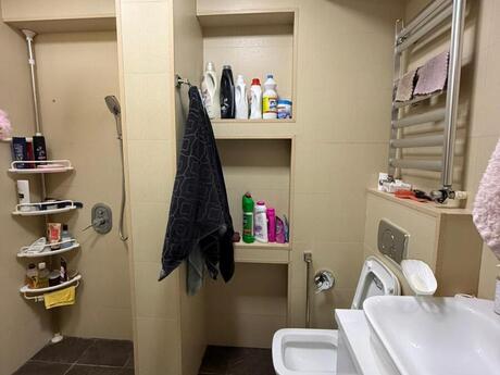 2 otaqlı köhnə tikili - Gənclik m. - 45 m²