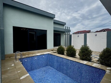 4 otaqlı həyət evi/bağ evi - Mərdəkan q. - 140 m²