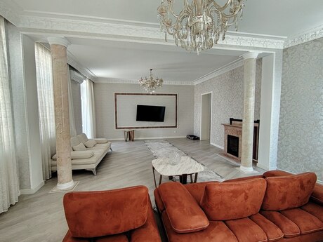 4 otaqlı köhnə tikili - Sahil m. - 200 m²