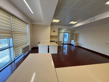 1 otaqlı ofis - Şah İsmayıl Xətai m. - 60 m²