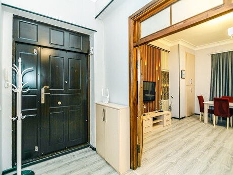 4 otaqlı köhnə tikili - Sahil m. - 150 m²