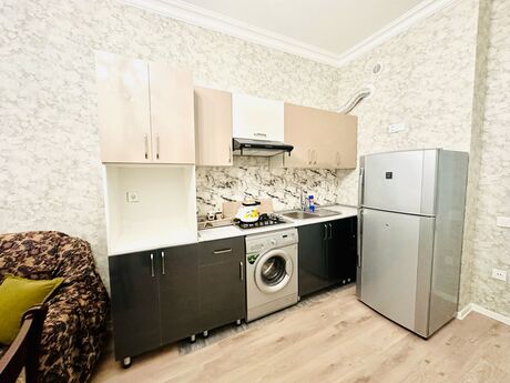 3 otaqlı yeni tikili - Saray q. - 70 m²