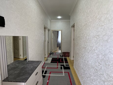 8 otaqlı həyət evi/bağ evi - Hövsan q. - 170 m²