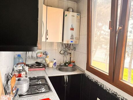 2 otaqlı köhnə tikili - 20 Yanvar m. - 50 m²