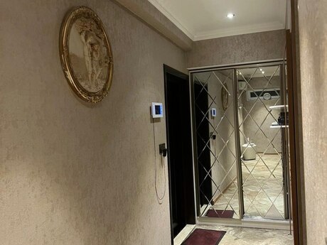 2 otaqlı köhnə tikili - Nəsimi r. - 70 m²