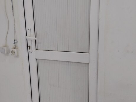 Obyekt - Elmlər Akademiyası m. - 15 m²