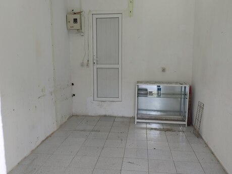 Obyekt - Elmlər Akademiyası m. - 15 m²