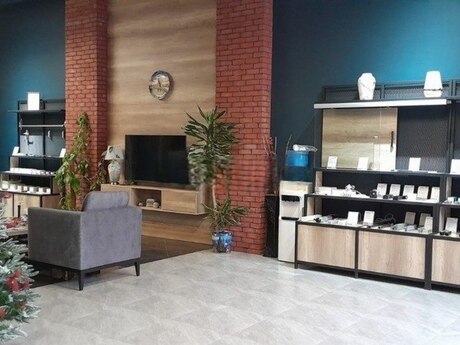 Obyekt - Ağ şəhər q. - 185 m²
