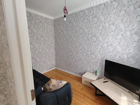 4 otaqlı həyət evi/bağ evi - Binəqədi q. - 95 m²
