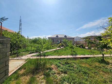 5 otaqlı həyət evi/bağ evi - Mərdəkan q. - 195 m²