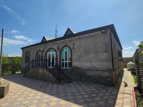 5 otaqlı həyət evi/bağ evi - Mərdəkan q. - 195 m²