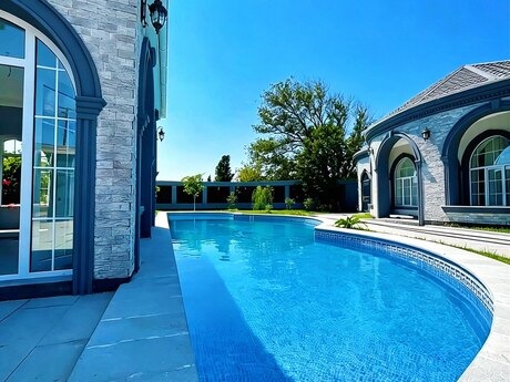 4 otaqlı həyət evi/bağ evi - Pirşağı q. - 170 m²