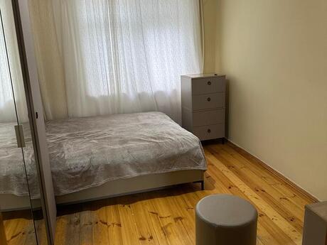 5 otaqlı köhnə tikili - Badamdar q. - 130 m²