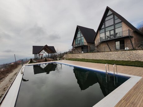 4 otaqlı həyət evi/bağ evi - Şamaxı - 120 m²
