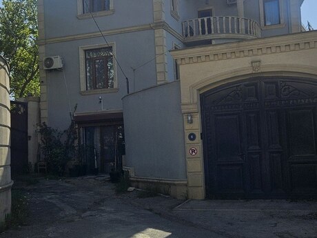 7 otaqlı həyət evi/bağ evi - Badamdar q. - 270 m²