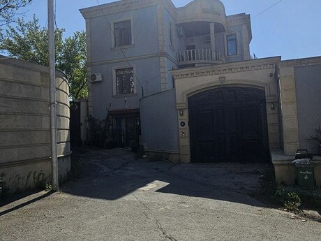7 otaqlı həyət evi/bağ evi - Badamdar q. - 270 m²
