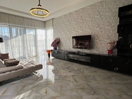 5-комн. дом/дача - пос. Бильгях - 400 м²