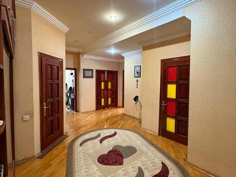 4 otaqlı yeni tikili - Nəsimi r. - 161 m²