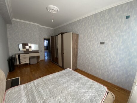 3 otaqlı yeni tikili - Massiv D q. - 100 m²
