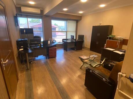 3 otaqlı ofis - Memar Əcəmi m. - 120 m²