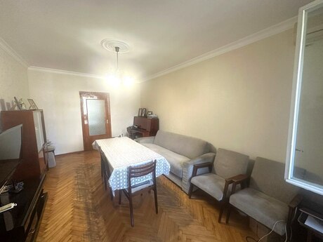 3 otaqlı köhnə tikili - Dərnəgül m. - 90 m²