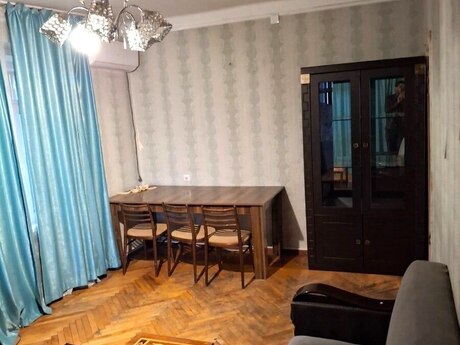 2 otaqlı köhnə tikili - Dərnəgül m. - 60 m²