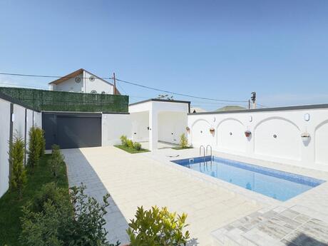 4 otaqlı həyət evi/bağ evi - Şüvəlan q. - 150 m²