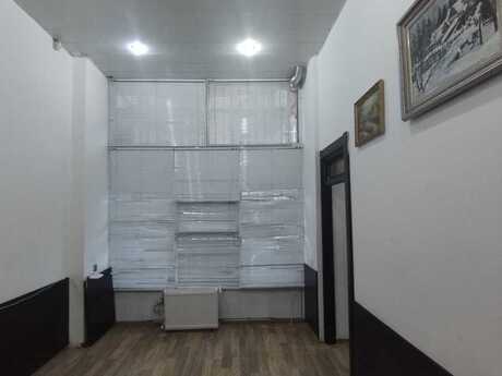 Obyekt - İnşaatçılar m. - 65 m²