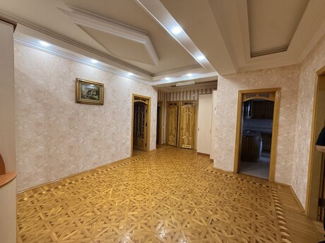 3 otaqlı yeni tikili - Elmlər Akademiyası m. - 140 m²