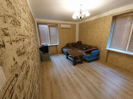 1 otaqlı köhnə tikili - Elmlər Akademiyası m. - 38 m²