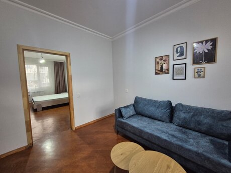 2 otaqlı köhnə tikili - Memar Əcəmi m. - 50 m²