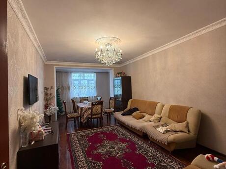3 otaqlı köhnə tikili - Xətai r. - 100 m²