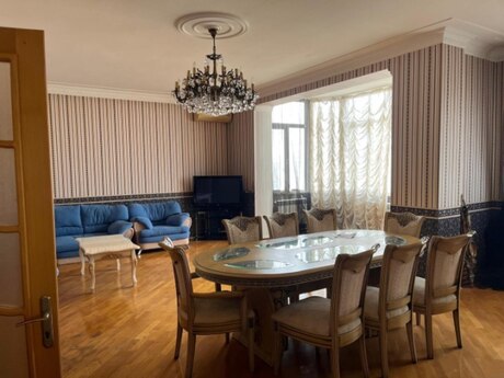 4 otaqlı yeni tikili - İnşaatçılar m. - 140 m²