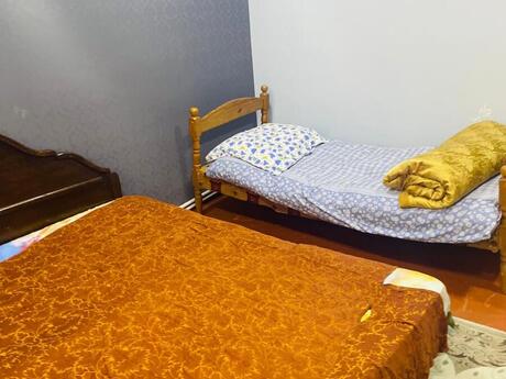 2 otaqlı köhnə tikili - 28 May m. - 50 m²