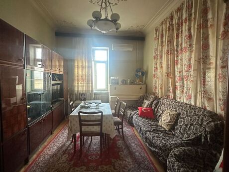 3 otaqlı köhnə tikili - Sahil m. - 80 m²