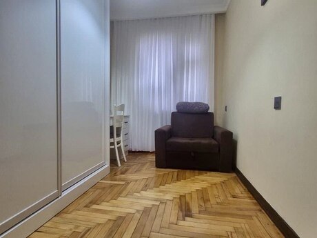 3-комн. вторичка - Сабаильский р. - 75 м²