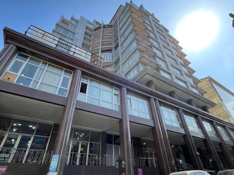 3 otaqlı yeni tikili - İçəri Şəhər m. - 145 m²
