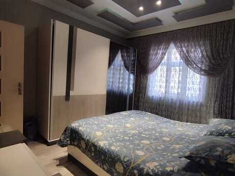 3 otaqlı köhnə tikili - Suraxanı r. - 90 m²