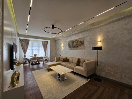 Elan №6106852 - Bakı, Nərimanov r., 4 otaqlı, 142 m², 3/17 mərtəbə