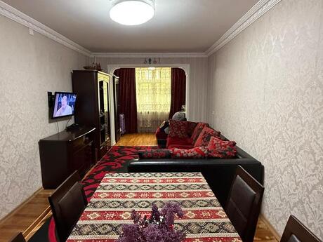 3 otaqlı köhnə tikili - Neftçilər m. - 67 m²