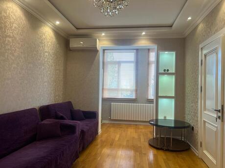 3 otaqlı köhnə tikili - 20 Yanvar m. - 60 m²