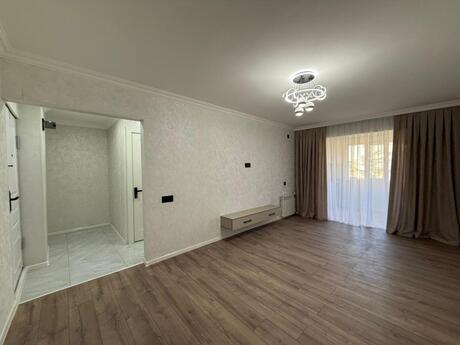 2 otaqlı köhnə tikili - Xalqlar Dostluğu m. - 36 m²